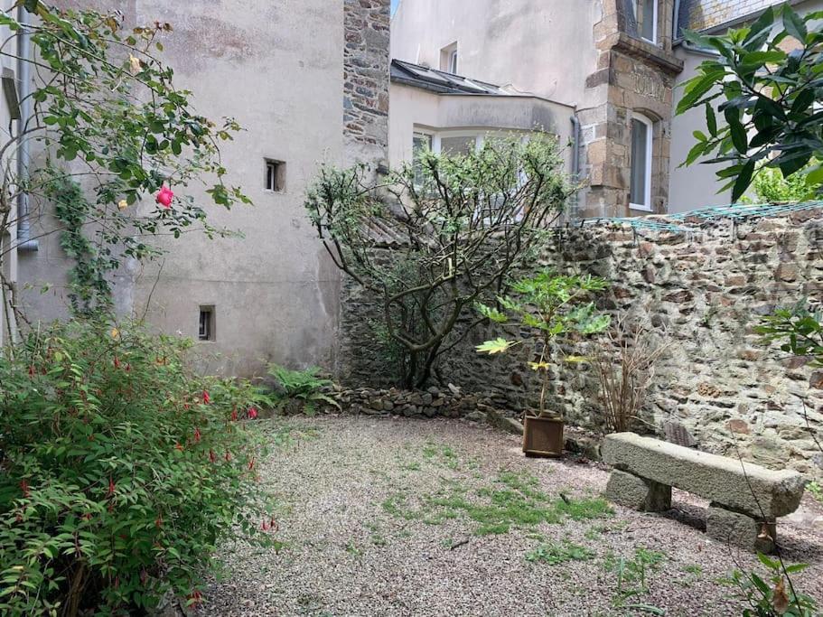 Maison du Cap Lihou Granville, Quartier Historique Extérieur photo